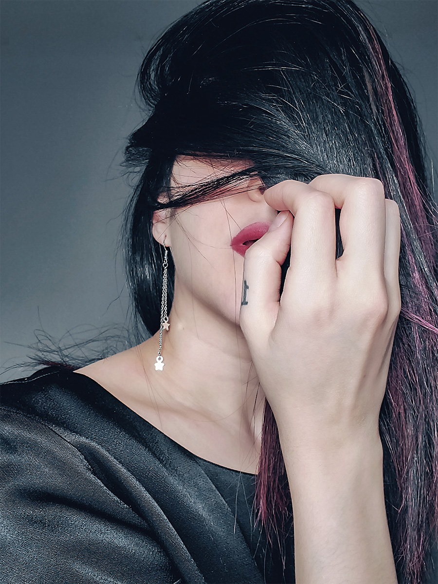 4278 - Falling Star Necklace