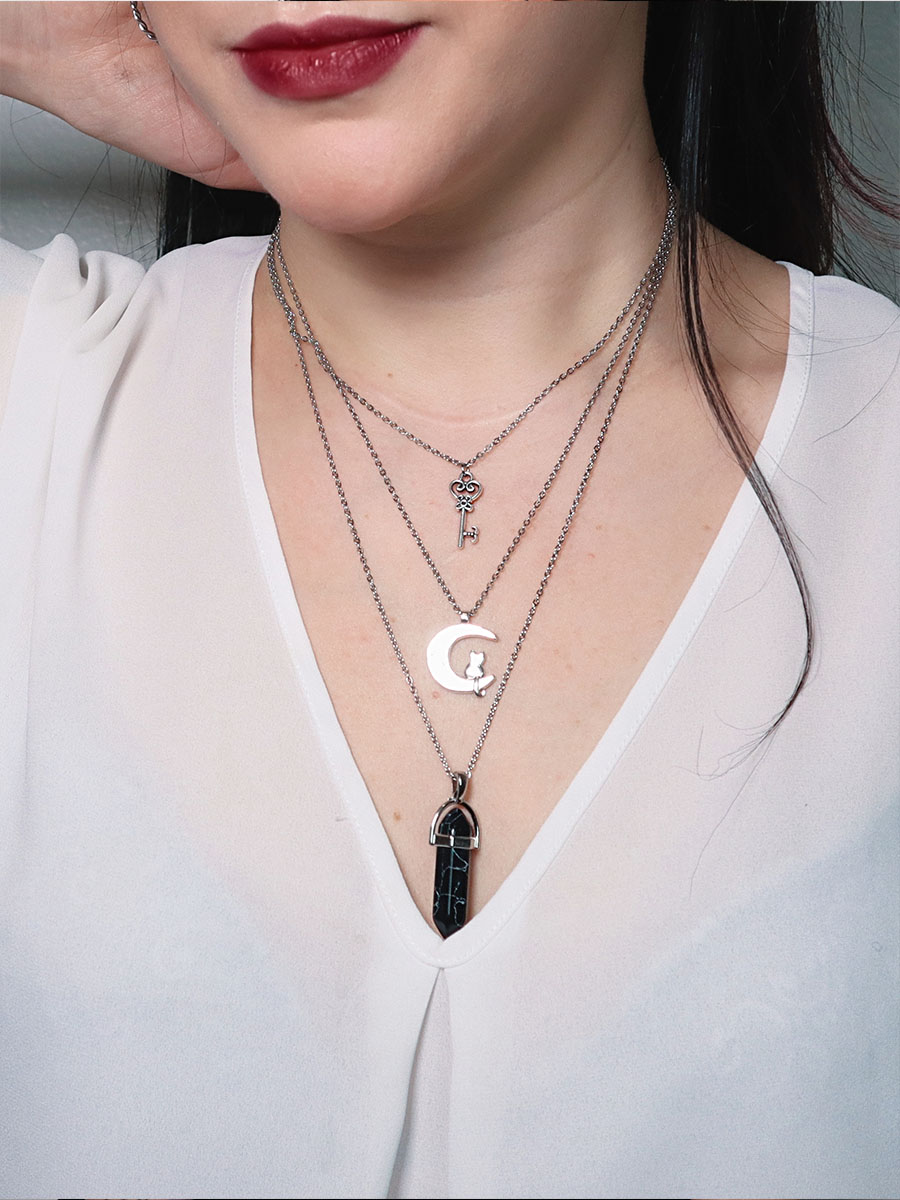 Mystery Necklace (16 Colors)