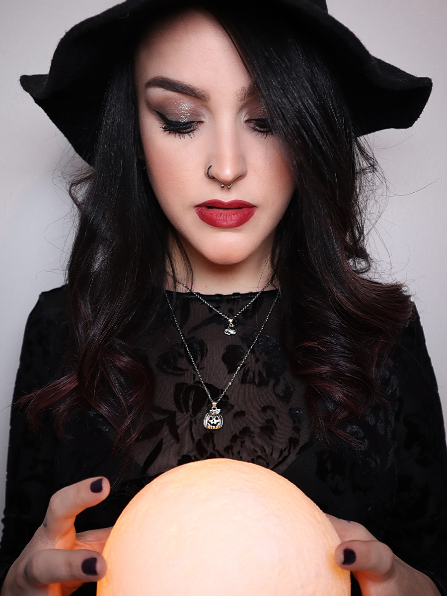 Double Pump Necklace